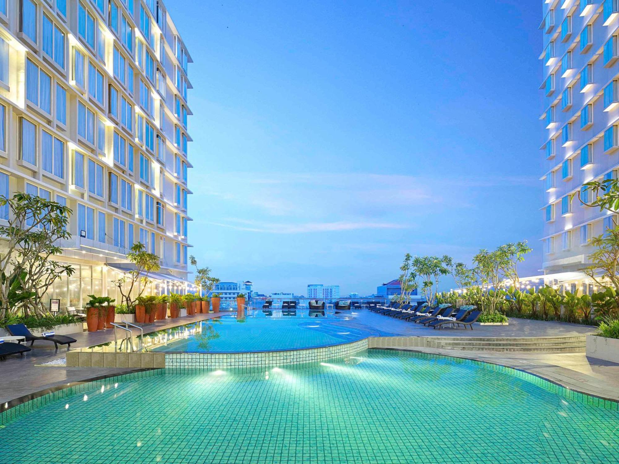 Mercure Samarinda Exterior photo