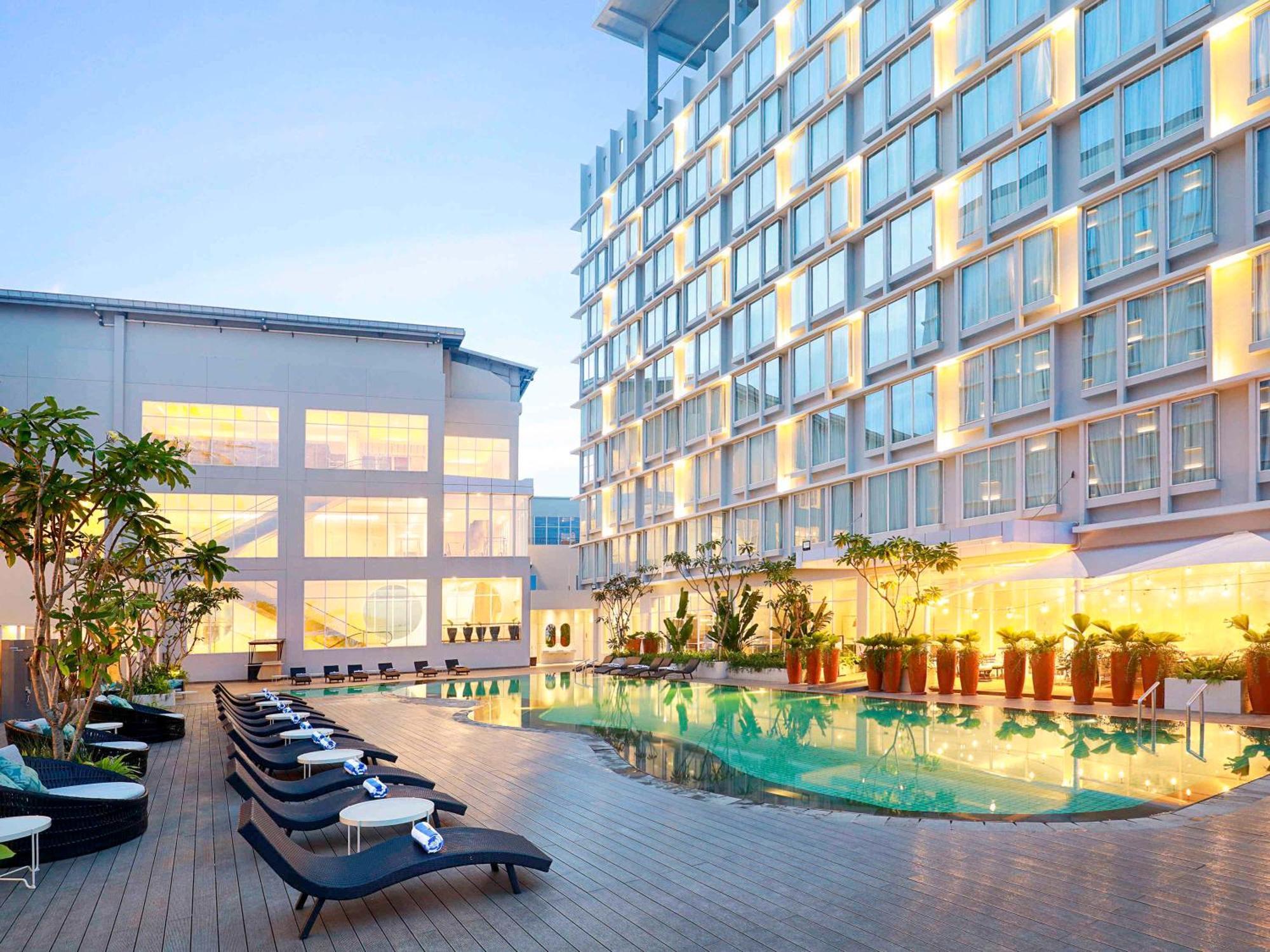 Mercure Samarinda Exterior photo