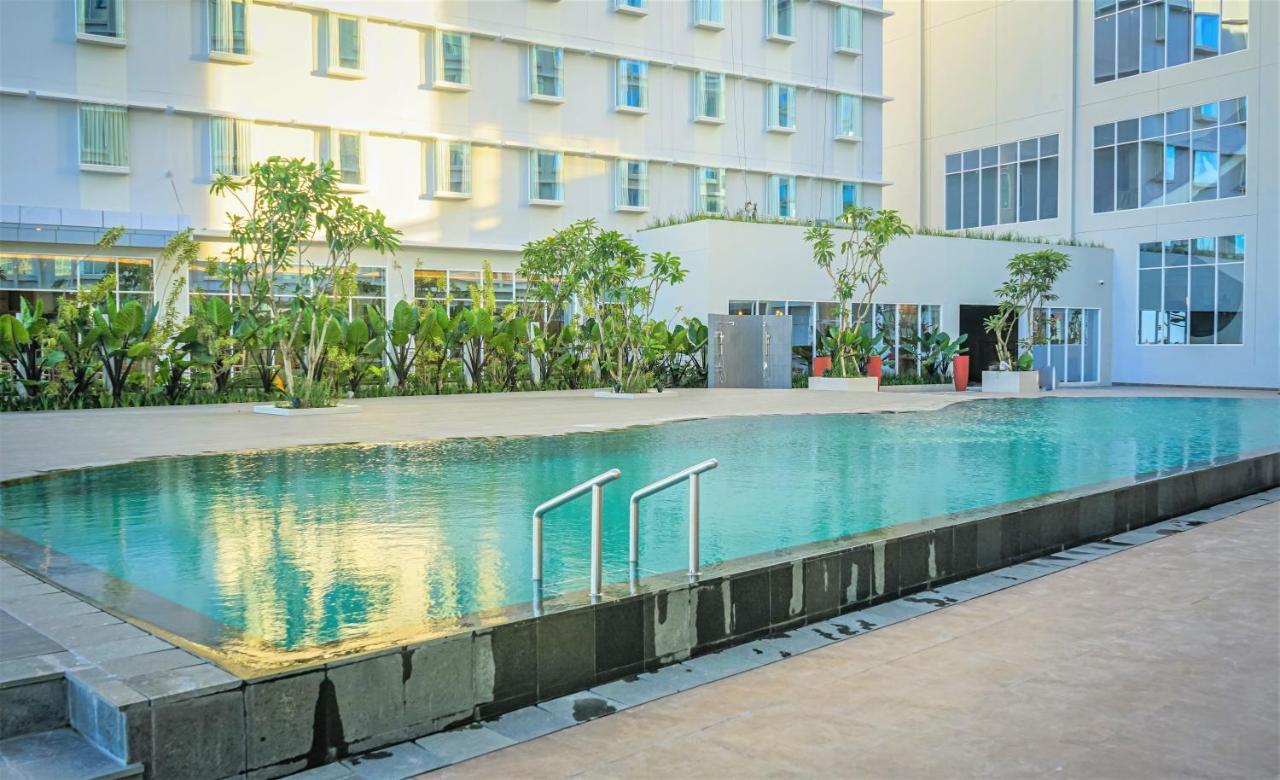 Mercure Samarinda Exterior photo